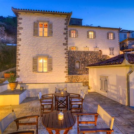 Nereids Guesthouse 이드라 외부 사진